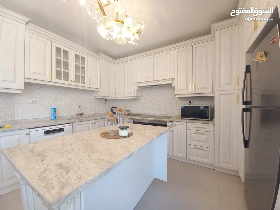 شقة مفروشة للإيجار في عبدون ( Property 37820 )-175064102