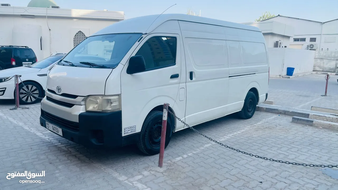 Toyota Hiace High Roof