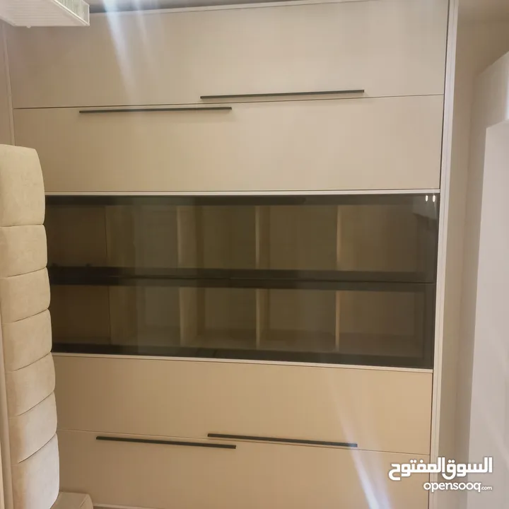 غرفة نوم جديدة لم تستعمل للبيع