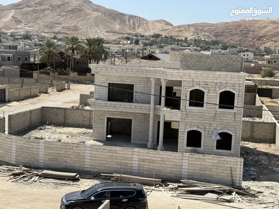 اغتنم الفرصة وتملك فيلا عظم باريحا وشطب حسب رغبتك