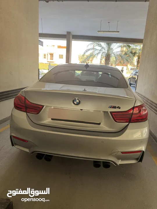 BMW M4 COMPETITION LCI Low mileage