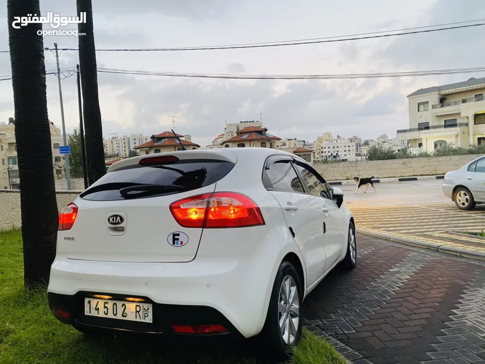 كيا برايد 2015 فل اوتماتك بحالة ممتازة جدا ترخيص وتإمين جديد شامل الله يبارك لصاحب النصيب..