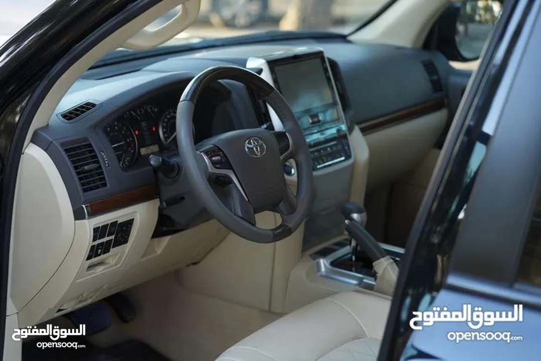 Toyota Land Cruiser 2016 فحص كامل v6