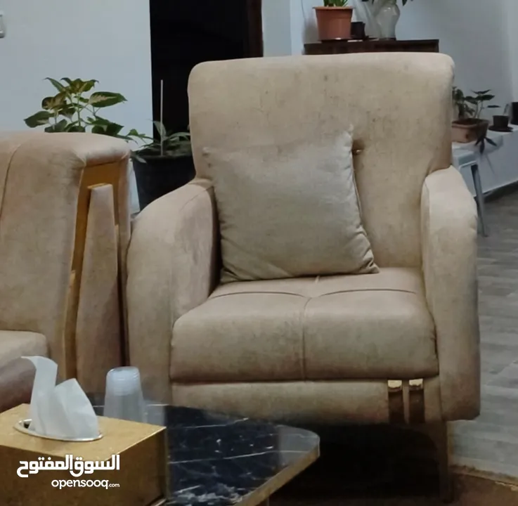 صالون سبع مقاعد