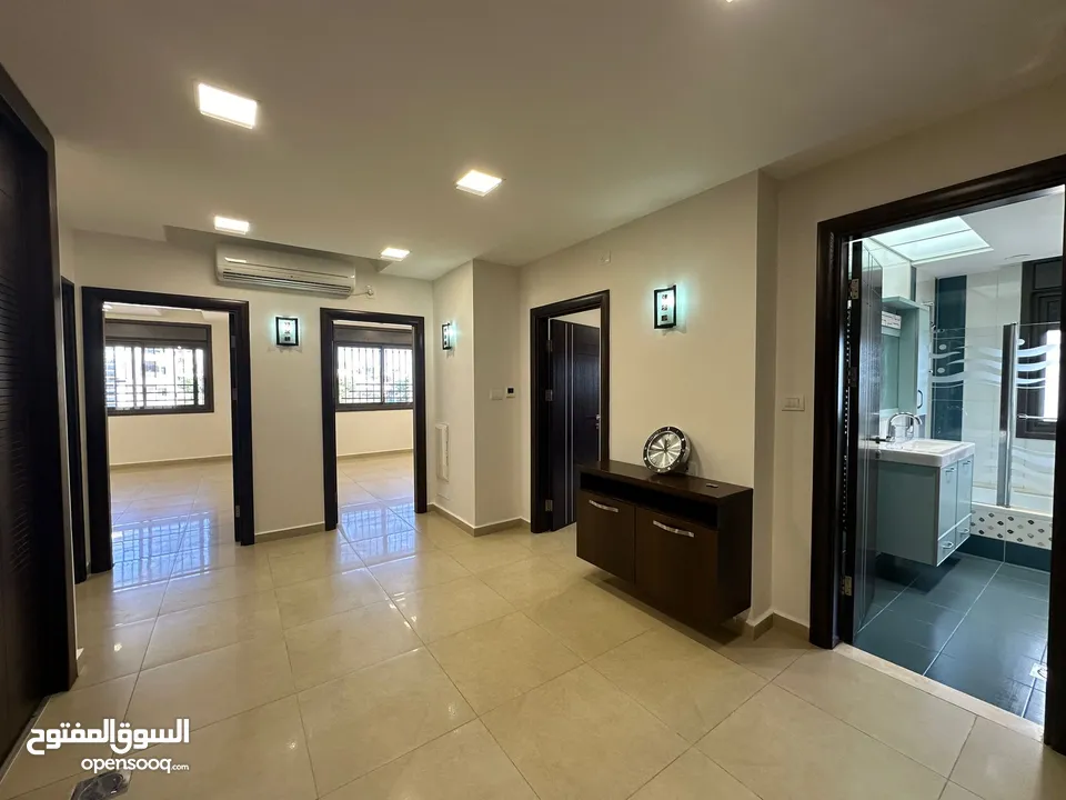 شقة في الطيرة للبيع بالقرب من مطعم جاسمين