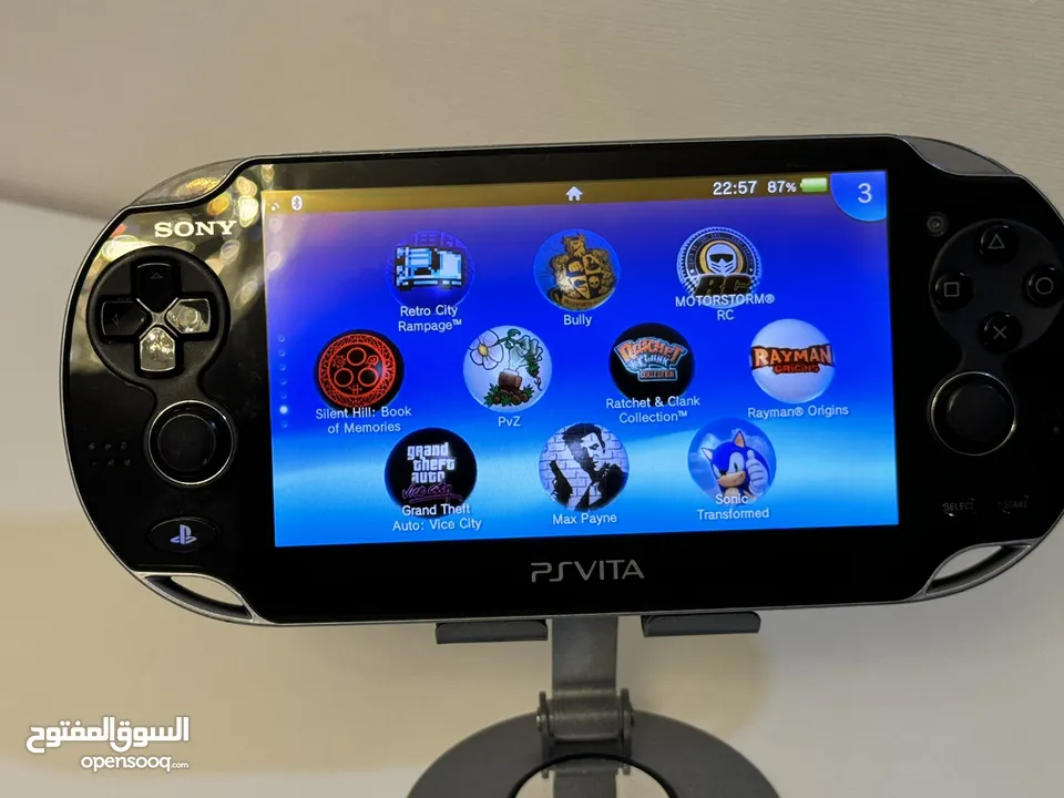 Psvita 1000 oled للبيع جهاز modded 64gb