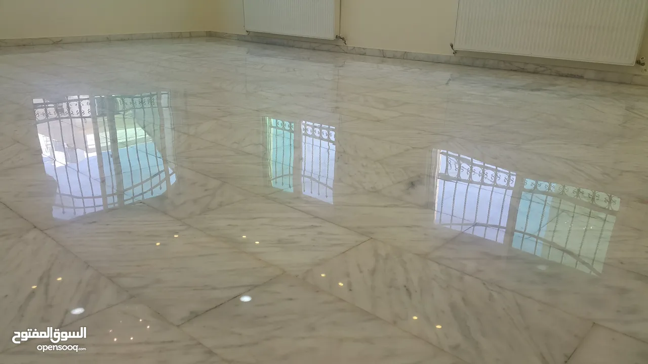 جلي البلاط وتنظيف السيراميك والباركيه والبورسلان وتنظيف الشبابيك