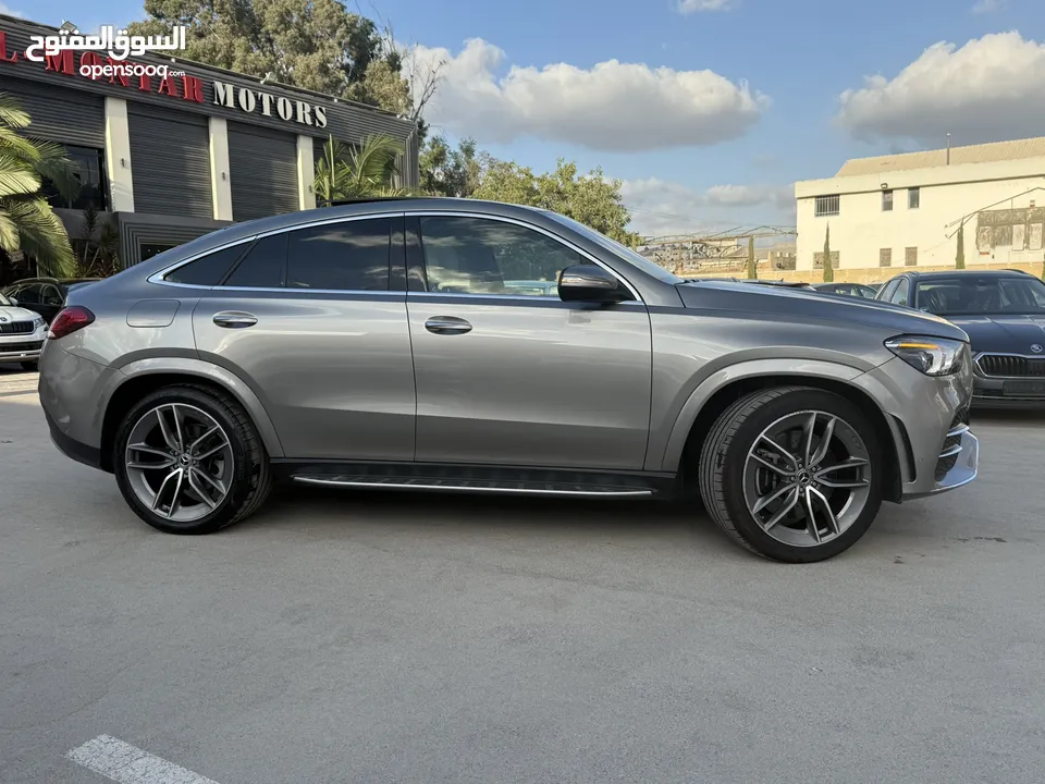 مارسيدس GLE 350e ترخيص 2022 محرك 2000 هايبرد plug in/يقطع على الشحنه 99 كيلو متر