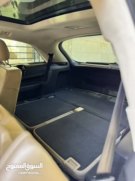 Audi Q7 in excellent condition no accidents