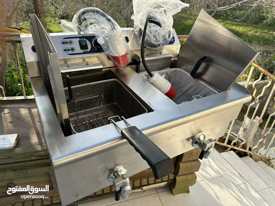 قلاية كهربائية مزدوجة ستانلس ستيل مع حنفيات لتصفية الزيت – بسعر 2000 شيكل