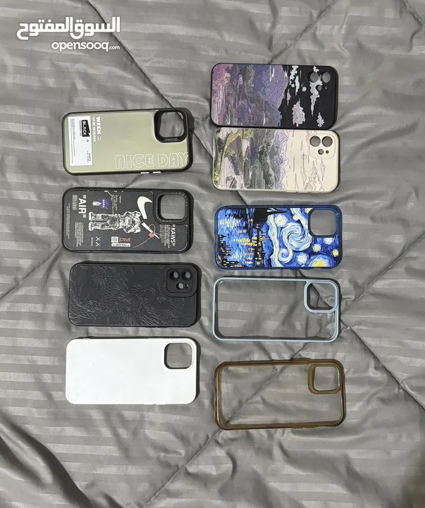 Iphone 12 128gb بحالة الوكالة وبدون اي خدش مع 9 كفرات وشاحن اصلي وكرتونة