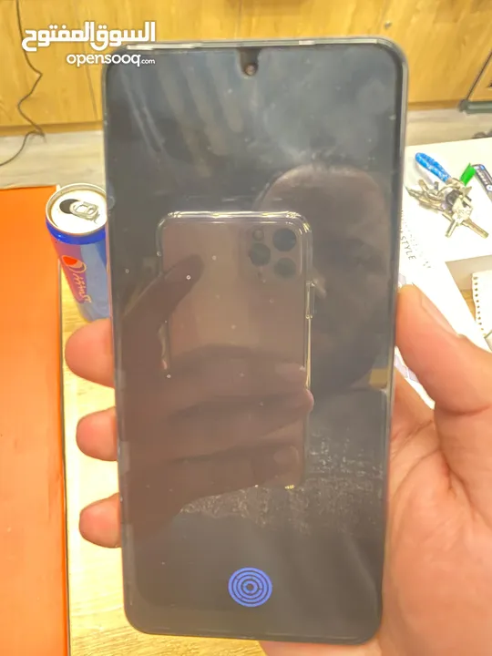 realme gt3 240w