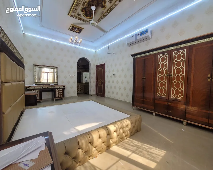 خدمات تنظيف احترافية في عجمان - عرض خاص! هل تبحث عن خدمات تنظيف موثوقة وعالية الجودة في عجمان؟