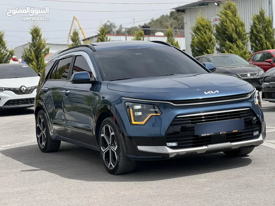 Kia niro hybrid 2022  Fulll +++ ‎ فتحة سقف  سعر مميز  كيا نيرو هايبرد موديل وترخيص 22  اضافات كامله