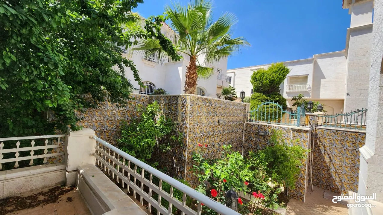 فيلا للبيع(مستقلة) في أرقى مناطق عبدون بمواصفات مميزة/ ref 5097