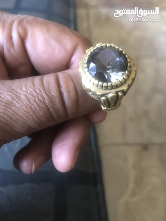 خاتمين انتيك حجر مازونايت حجم كبير للبيع بسعر مناسب الخاتم انتييك. والحجر مازونايت.