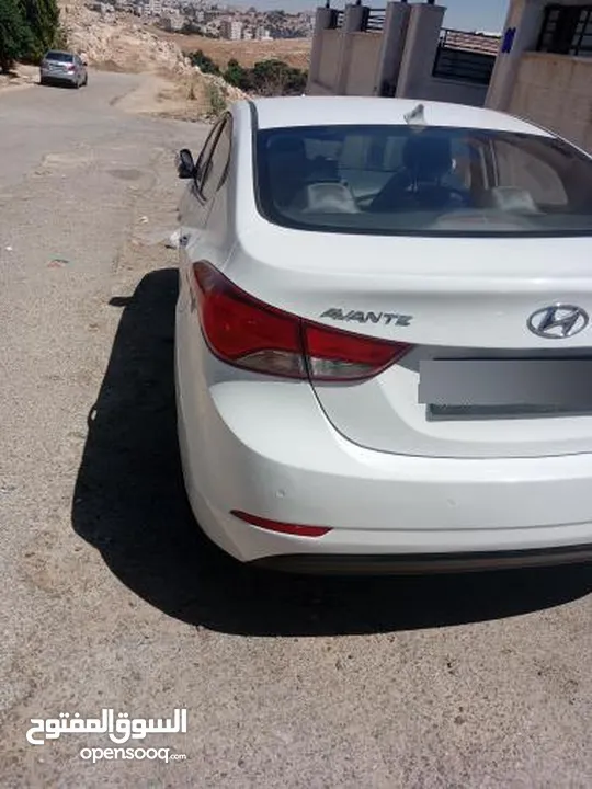 هيونداي افانتي 2016