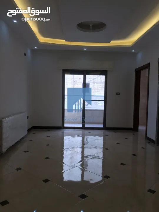 شقة فاخرة للبيع في الجندويل  - مقابل أسواق السلام ارضي 130م تشطيب سوبر ديلوكس لم تسكن