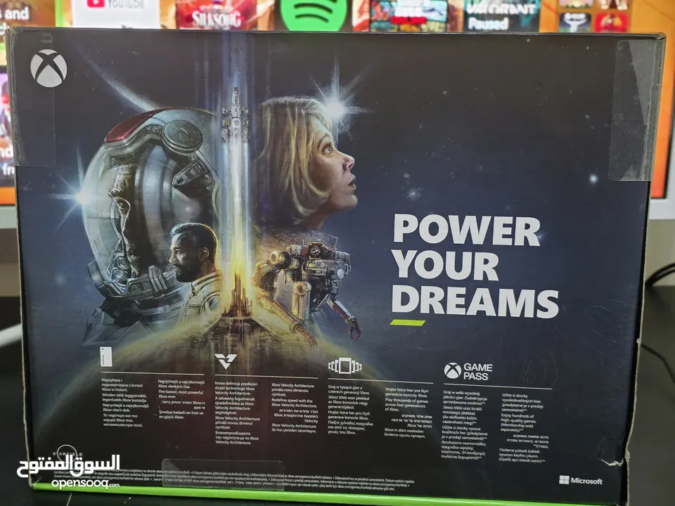 Xbox Series X بحالة الكرتونة + إيدتين + ألعاب أصلية + ملحقات شاحن لاسلكي+ نظام تبريد rgb ومداخل usb
