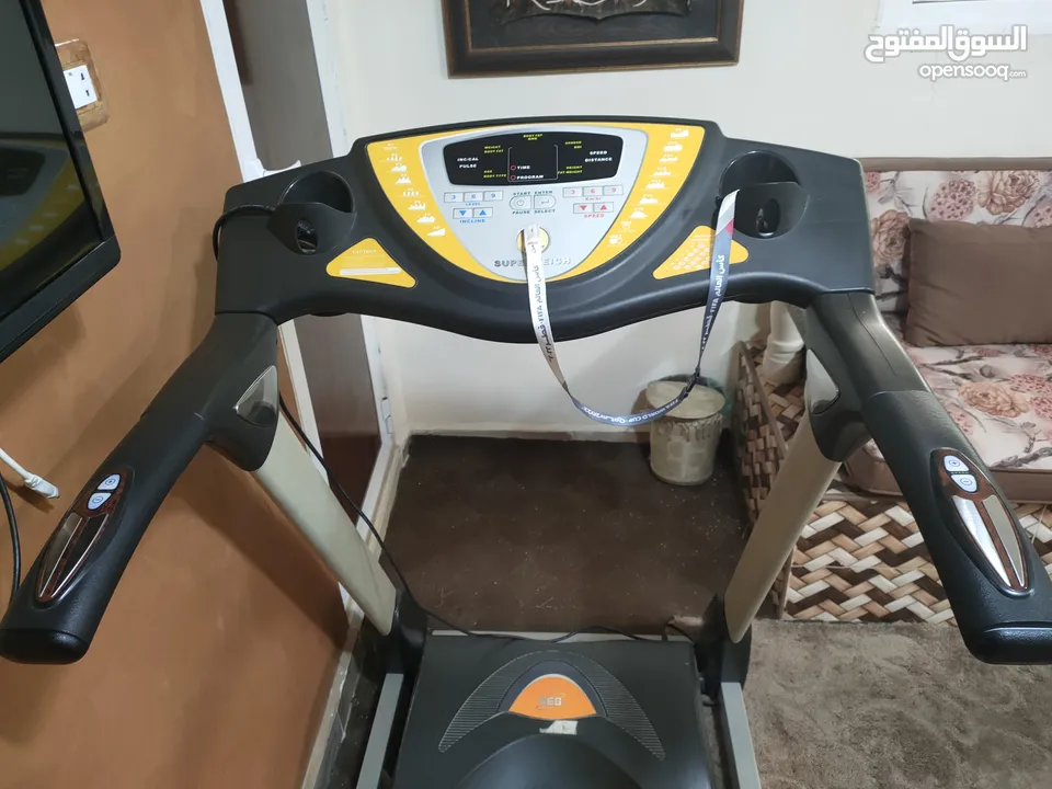 جهاز مشي بحالة ممتازة treadmill