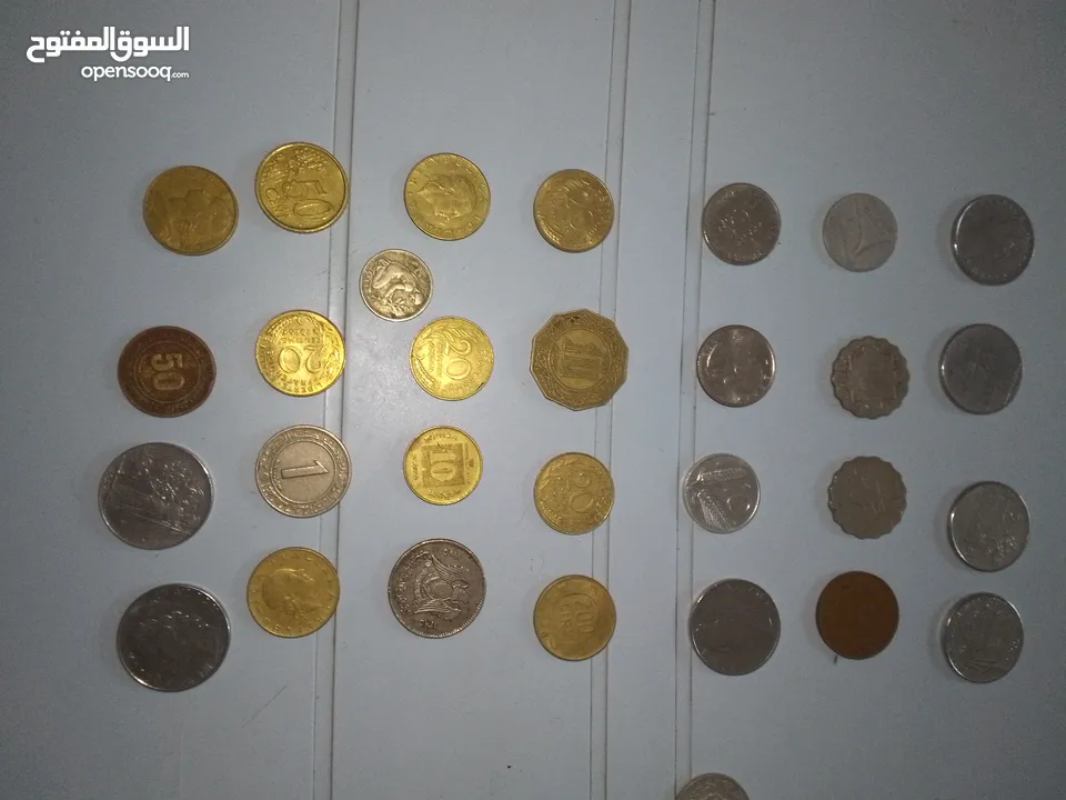 عملات معدنيه متنوعه