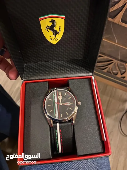 ساعة Ferrari اصلية جديدة لم تستخدم
