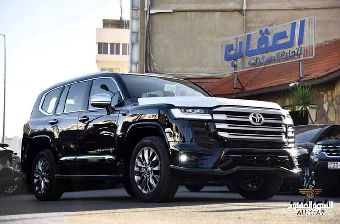 تويوتا Land Cruiser VX موديل 2024 كفالة المركزية