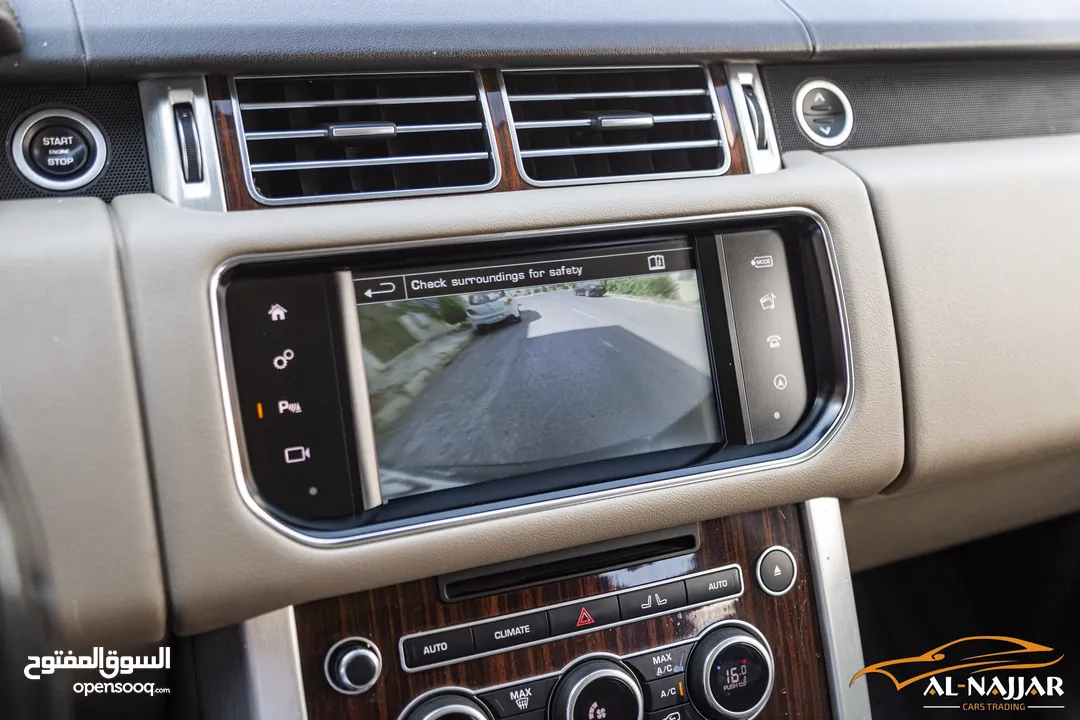 Range Rover Vogue 2016 Hse   السيارة وارد الشركة و مميزة جدا و قطعت مسافة 131,000 كيلو متر