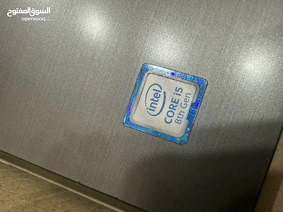 لابتوب لينوفو i5 شاشة كبيرة سعرر حررق لسا جديد الجهاز