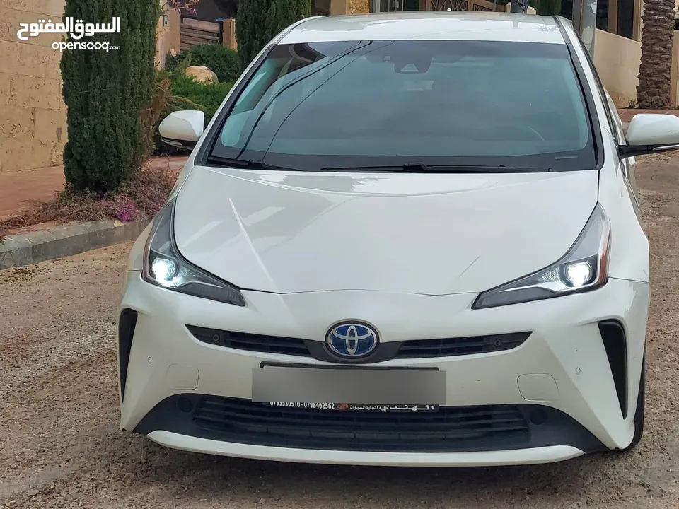 تيوتا بريوس 2019