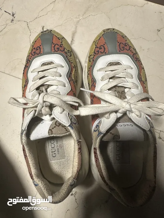 Gucci shoe