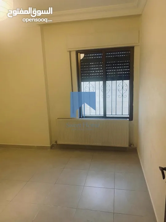 شقة مميزة للبيع في أم السماق الجنوبي - قرب جمعية خليل الرحمن 160م مع ترسات 90م