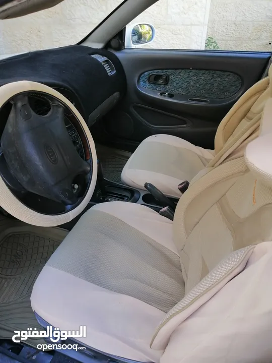 سيارة كيا 2 موديل 2000 مرخصة جديد سنة كاملة ومعمول لها صيانة كامل السيارة نظيفة جدا مش بحاجة اي شيء
