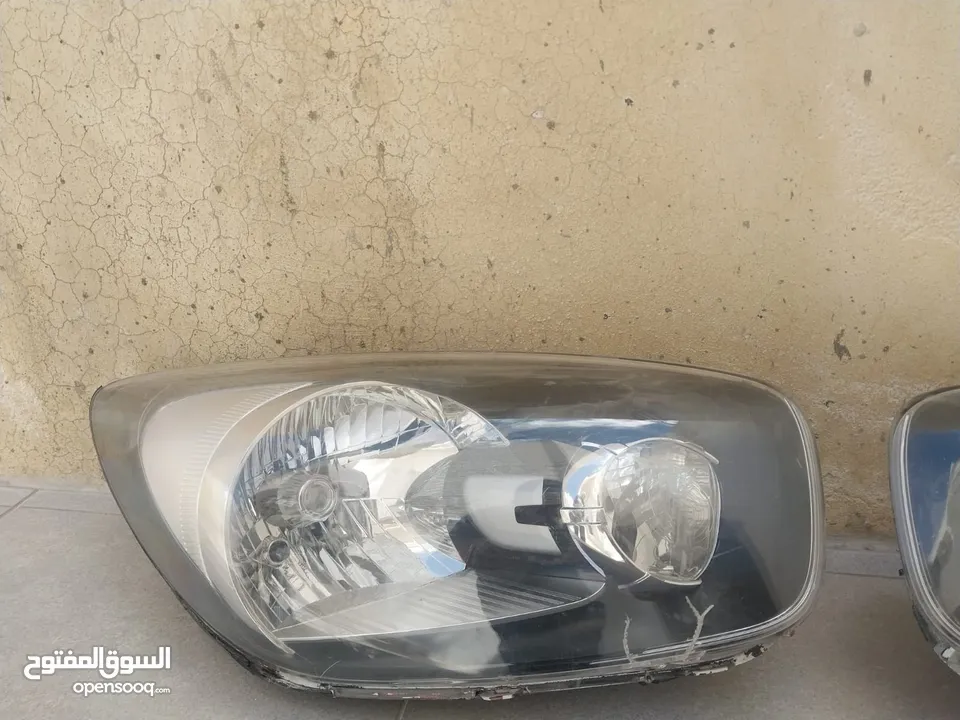 ضواو أمامية كيا بيكانتوا 2014