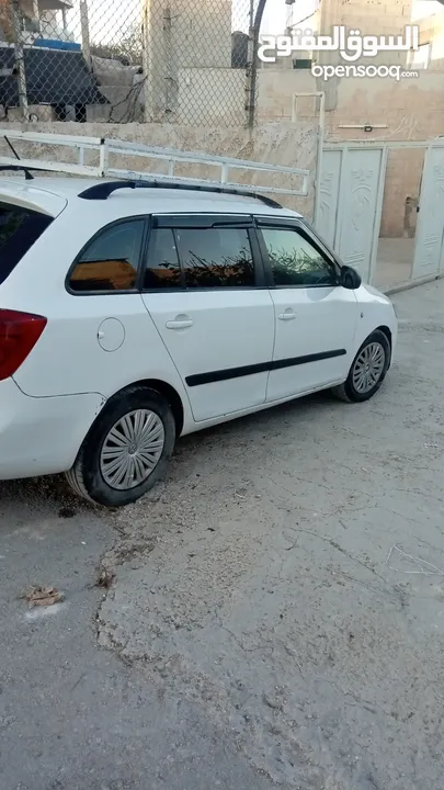 سكودا فابيا للبيع  او البدل موديل 2013