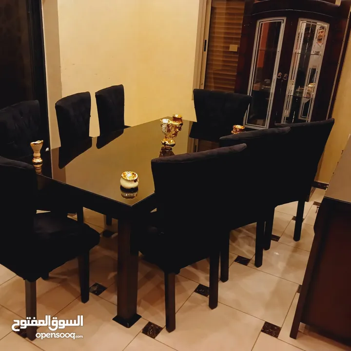 #_غرفه_سفره_مودن_تفصيل3_قطع_فل_كوالتي بحاله الجديد استخدام مده قصيره وخشبها زان سويد ودهان جوزي وت