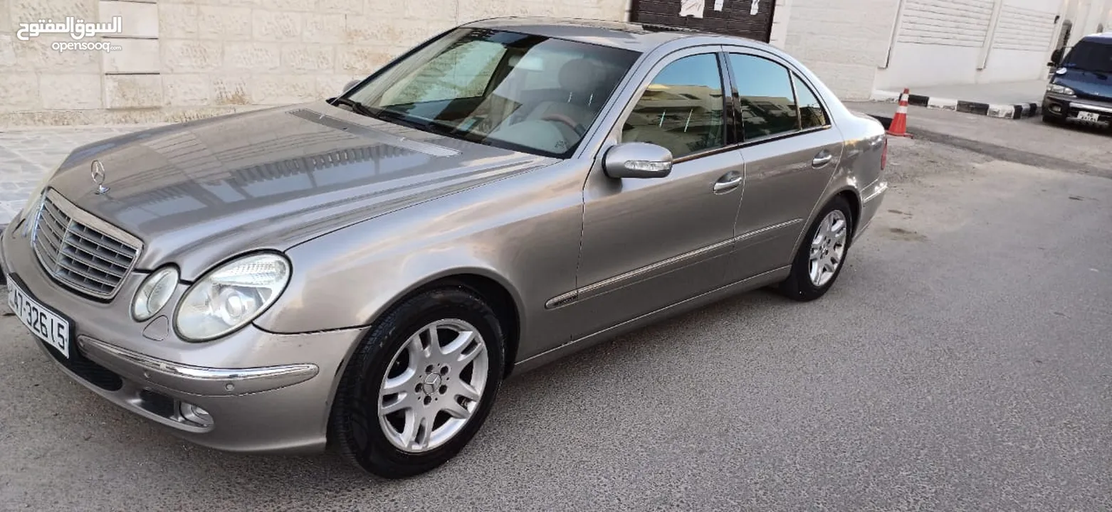 مرسيدس E240 موديل 2004 للبيع