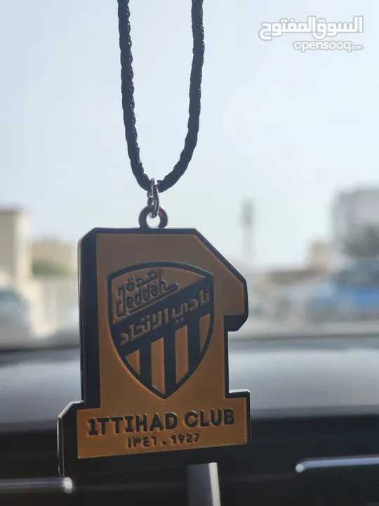 ميدالية تعليقة أندية ريال مدريد و الهلال و النصر و الاتحاد و الاهلي Medals