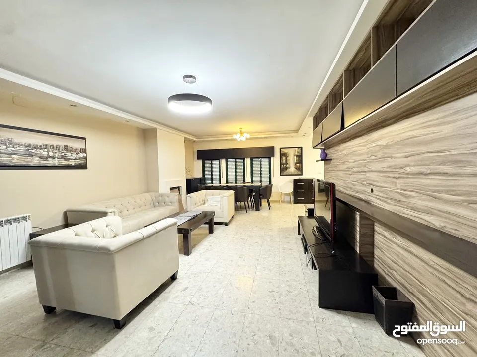 شقة للبيع بسبب السفر