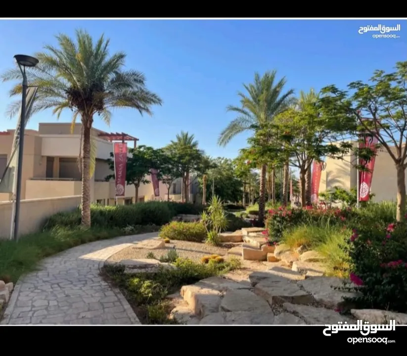 غرفة فندقيه اطلاله بحريه داخل منتجع ( قرية الراحه/ مرسى زايد )