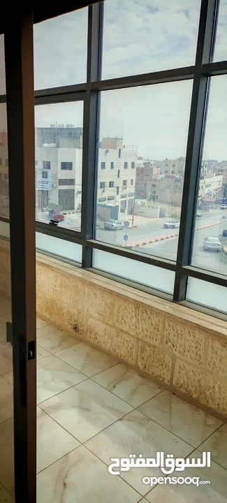 مكتب للايجار لإصدار رخص مهن