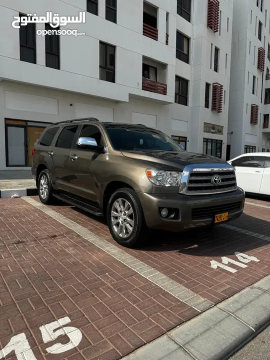 Toyota sequia 2012 limited GCC