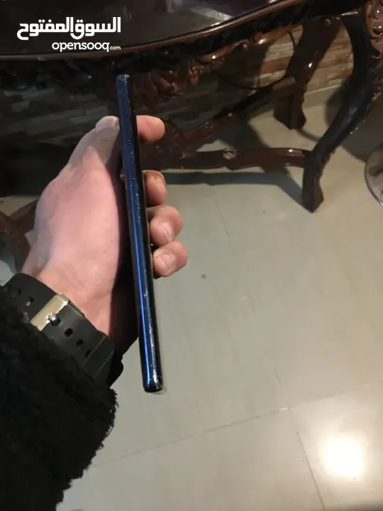 note 9 بحالة جيده يوجد شعر في القزاز  لا يوجد قلم البطاريه ممتازه