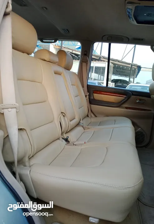 Lexus LX470 V8 4.7L Full Option Model 2005