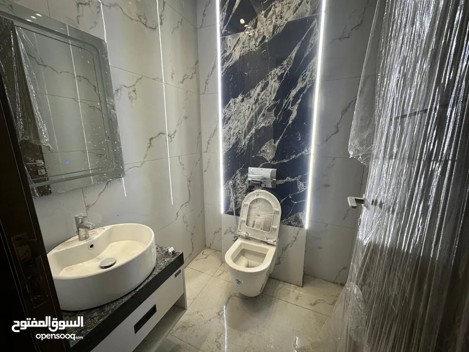 Apartment for Sale in Um Al Summaq ( Property 42784 )-174782813