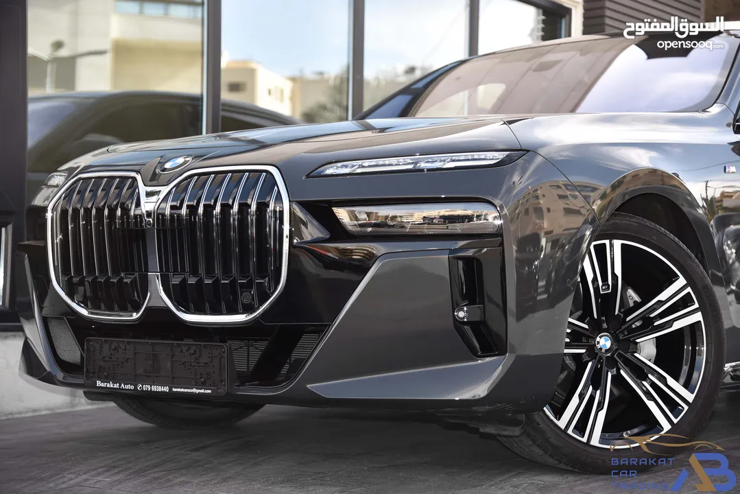 بي ام دبليو الفئة السابعة 735i مايلد هايبرد 2024 BMW 7 Series 735i (G70) Mild Hybrid M Sport Package