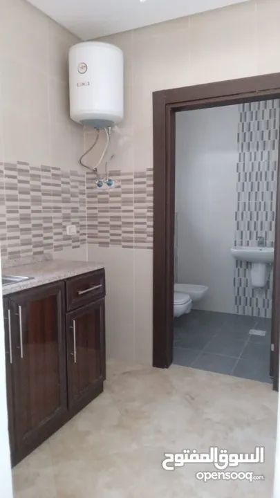 مكاتب للإيجار