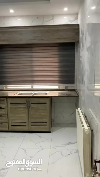 شقه لقطه استثماريه سكنيه مميزه و محدثه للبيع بسعر مغري جدا مقابل جامعه الاميرة سميةو الجمعية الملكية