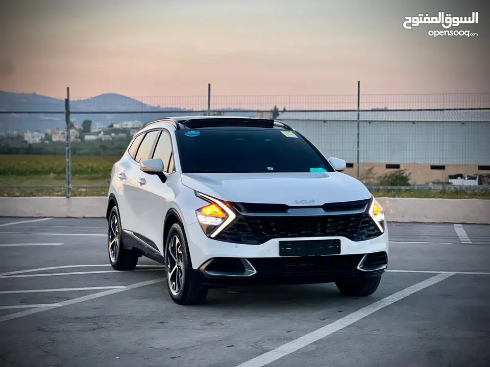 كايا سبورتاج  2022 فل الفل فتحة سقف  2x4 ///240Hp بنزين + كهرباء  ( Haybrid) 1600cc