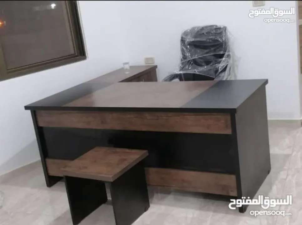 مكتب اداري مميز 140*70 تفصيل خشب لامينت مستورد مكفول بسعر المصنع موديلات فخمه مميزة بأقل الاسعار